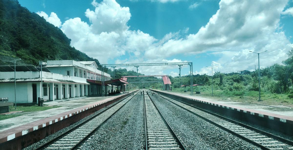 Hortoki is one of the intermediary stations, 16.38 km from Bairabi and 35 km from Sairang on the Bairabi-Sairang 51.38 km new line built by Northeast Frontier Railway and under its Lumding Division in Mizoram.