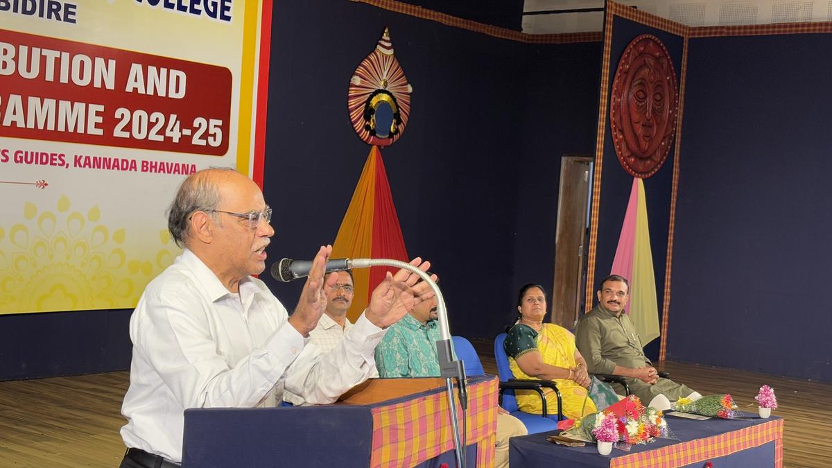 Education is about becoming a savyasaachi to skilfully balance life aspects, says Na Someshwara