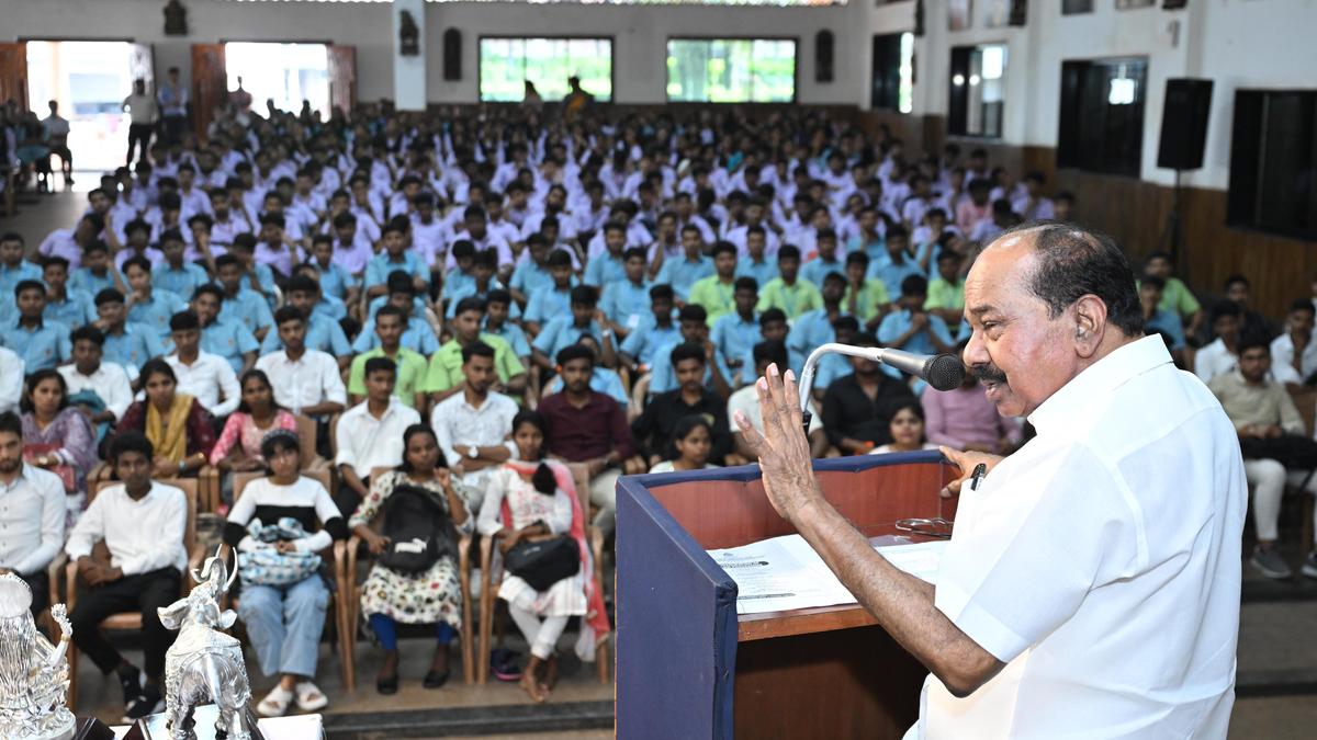 Veerappa Moily inaugurates Alva’s Law College at Moodbidri