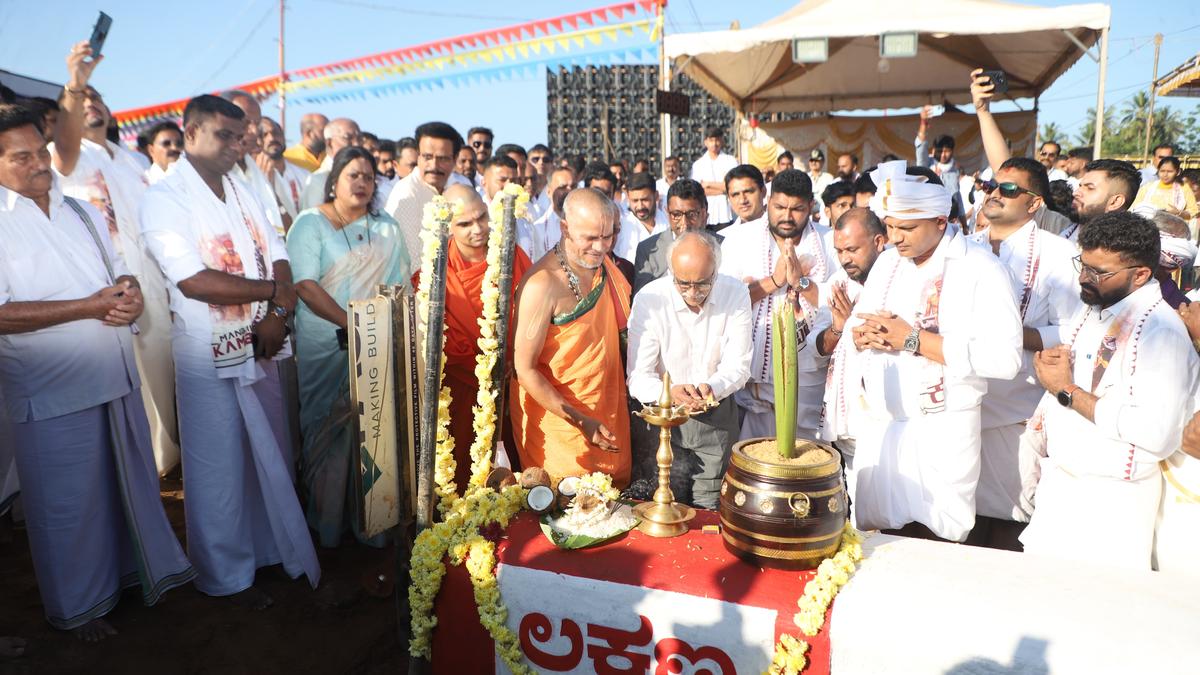 Eighth edition of Mangaluru Kambala begins at Goldfinch City