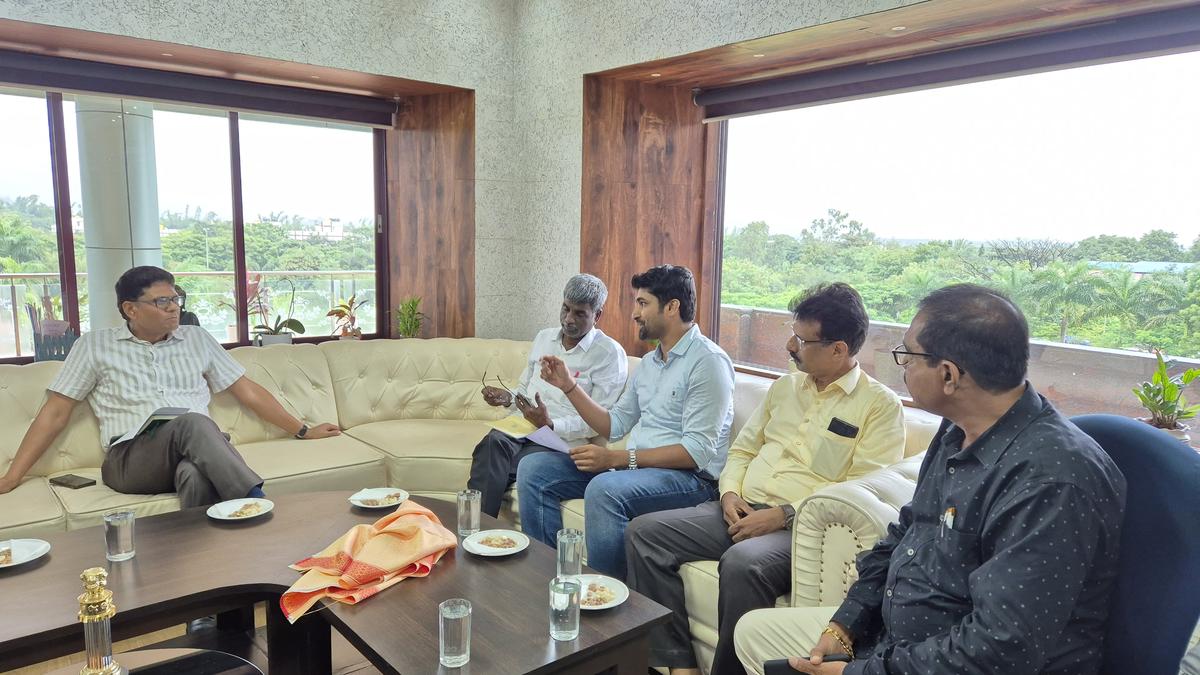 Tendering process for Arebetta crossing station in final stages, SWR tells MP Srinivas Poojary