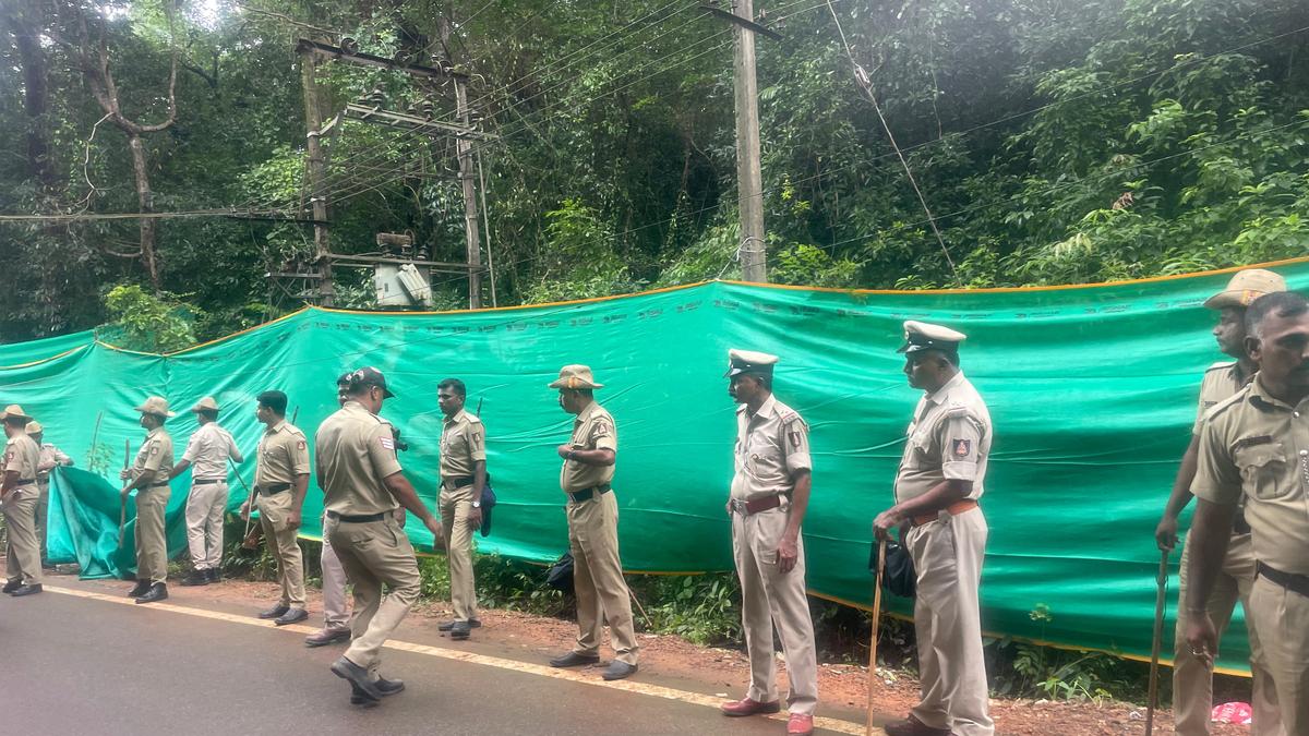 Dharmasthala burials: Advocate accuses SI of coercing complainant into retracting allegations