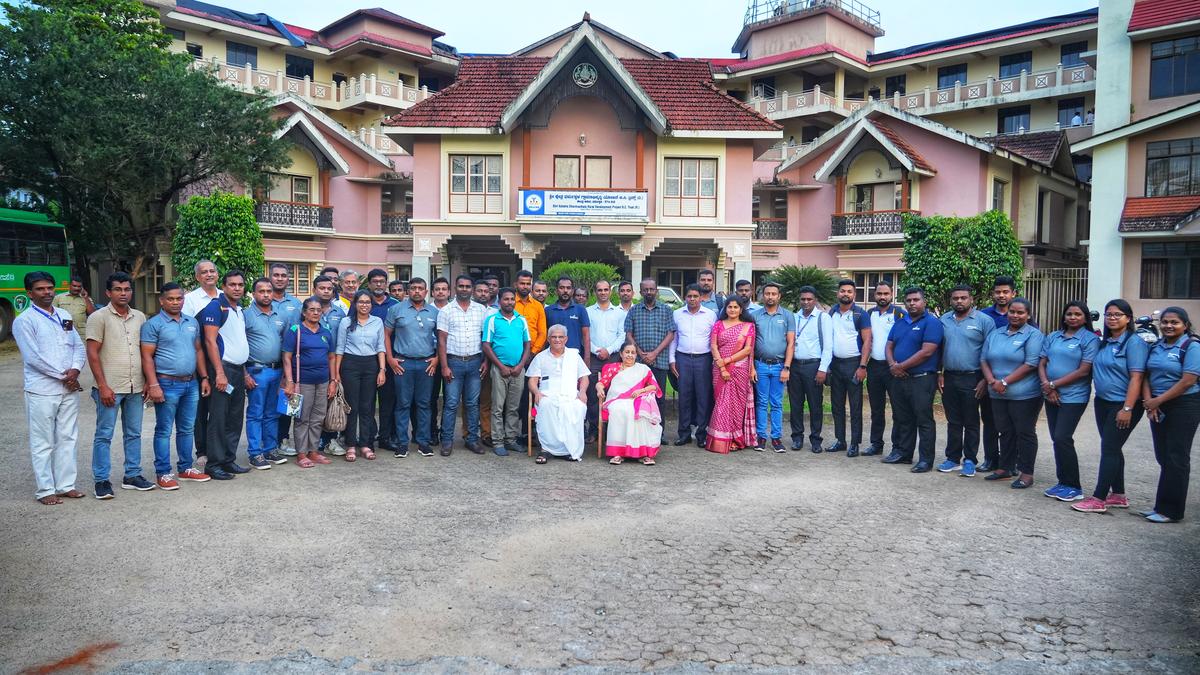 Sri Lankan delegation visits Dharmasthala to study SKDRDP model of microfinance