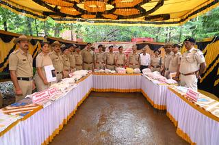 Ecstasy factory found in Mysuru, police inspector suspended - The Hindu