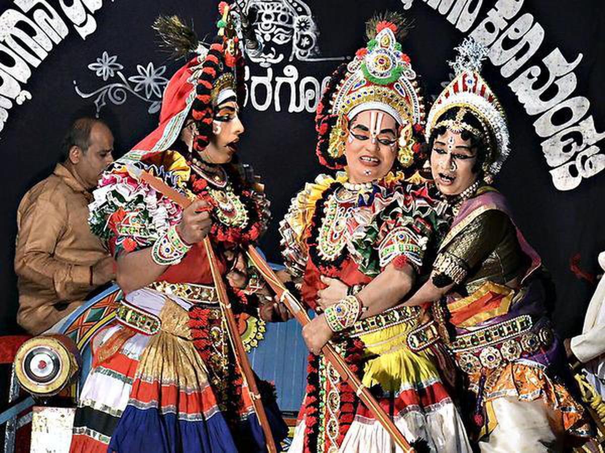 Yakshagana melas begin winding up season's shows - The Hindu