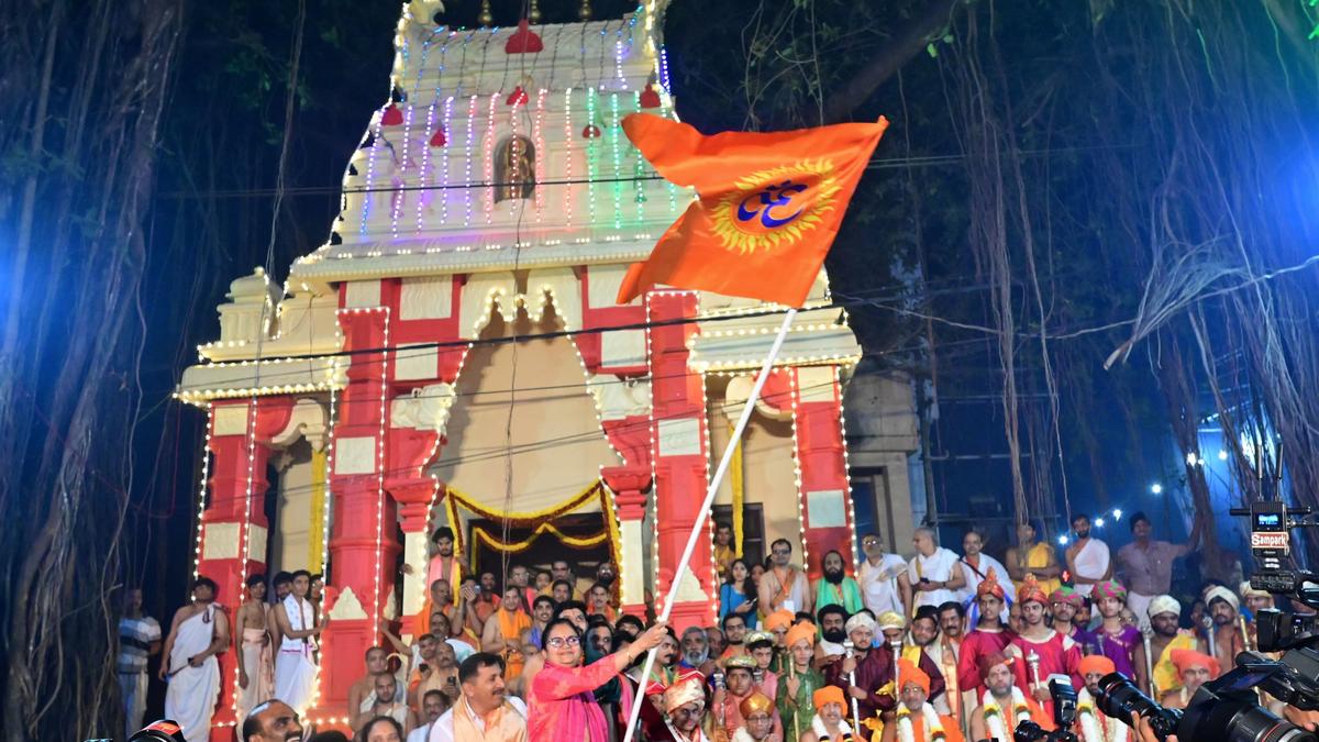 Previous DC too had flagged off the Paryaya procession through Bhagawad Dhwaja, Yashpal Suvarna