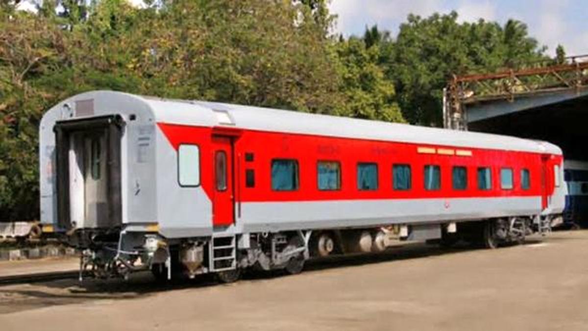 Venad Express may skip Ernakulam South from November 2019 - The Hindu