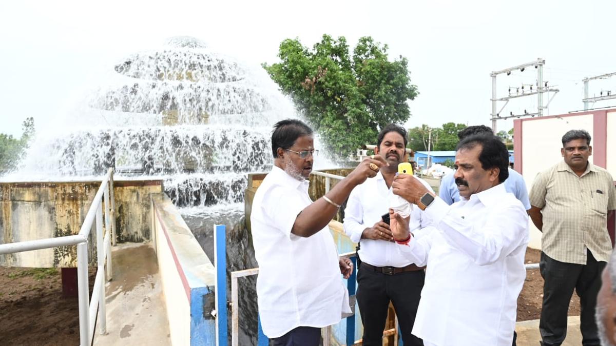 Tiruchi Mayor orders cleaning of overhead water tanks in city every 15 days