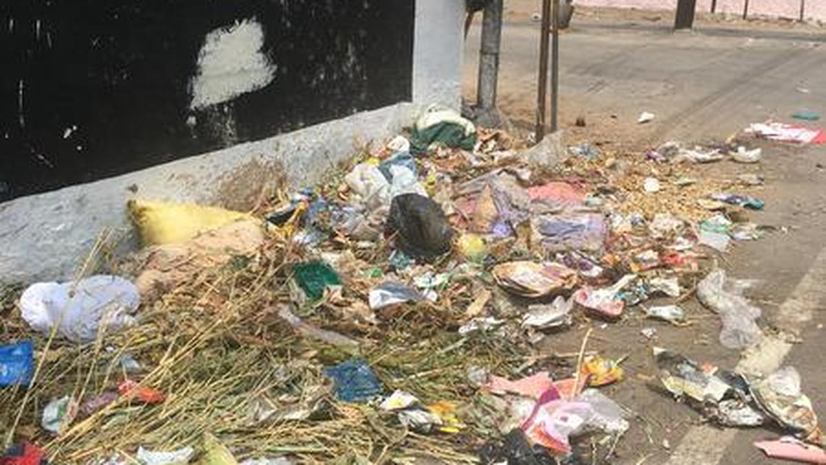 Move to do away with garbage bins fails to yield desired results The