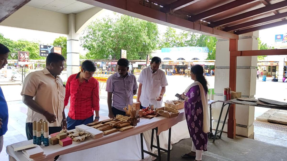 Eco-friendly products showcased at Tiruchi Railway Junction