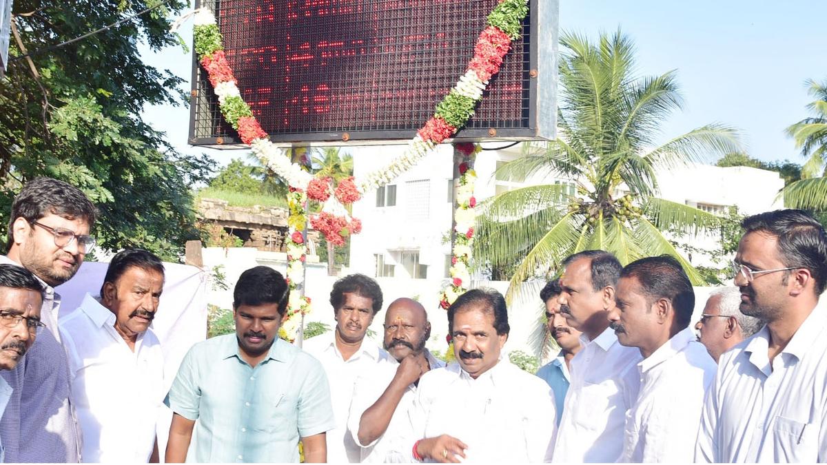 Bus tracking system introduced in Tiruchi on a pilot basis