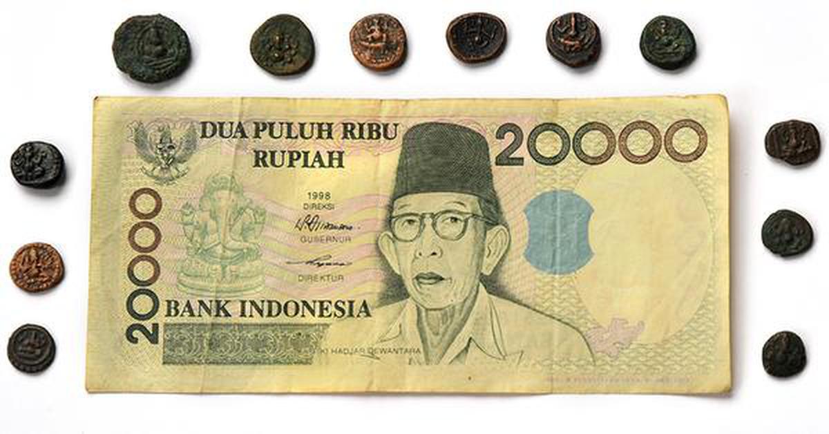 Indonesian currency online image