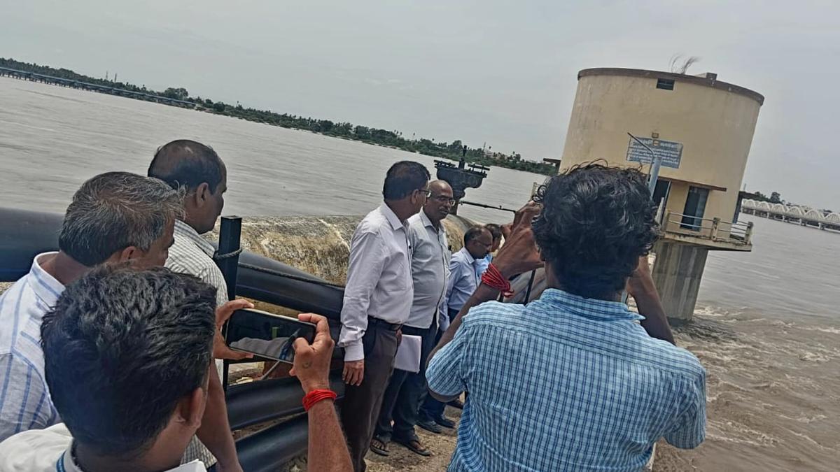 TWAD Board Managing Director inspects main pumping stations in Tiruchi