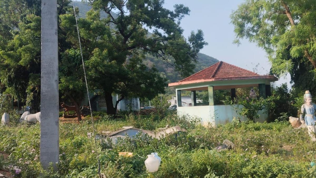 Puliancholai, a scenic picnic spot that lacks basic amenities