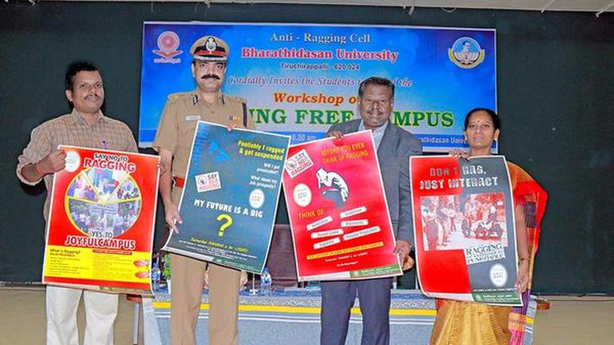 Police commissioner warns students against ragging - The Hindu