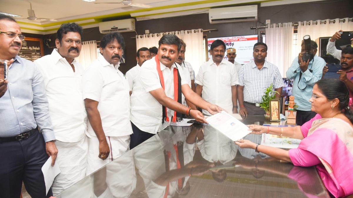 Arun Nehru files nomination papers for Perambalur constituency
