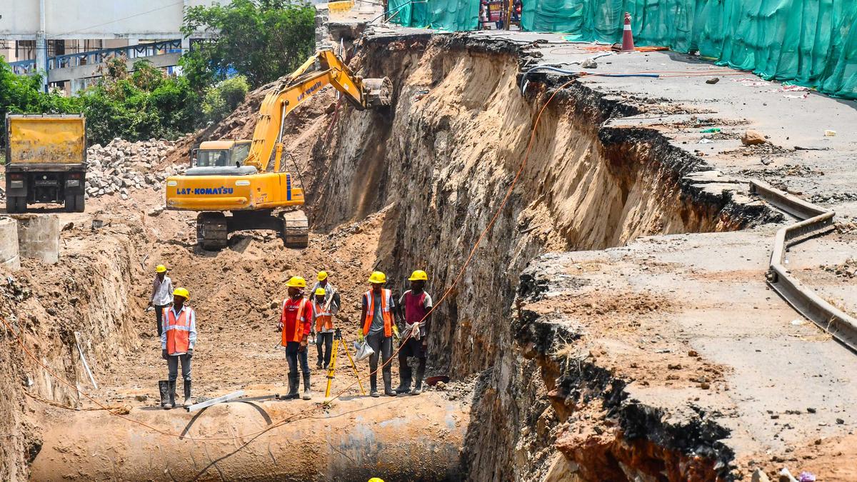 Construction of bridge near Fort railway station picking up pace