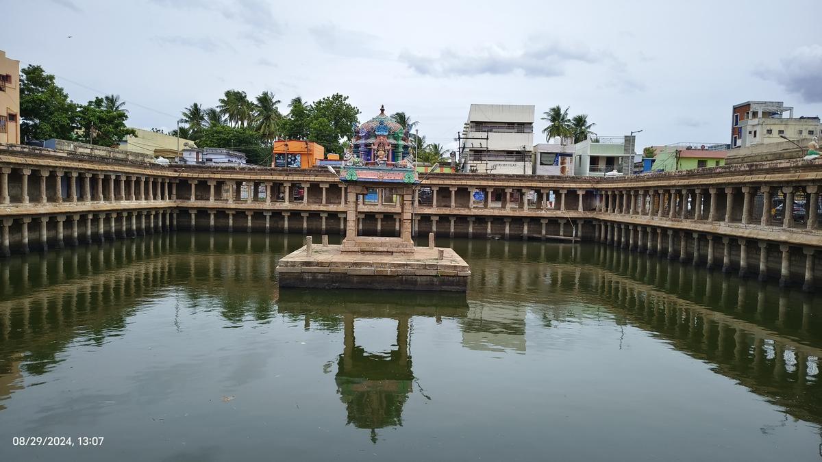 Tiruvanaikoil temple’s ‘Aaditheertha Teppakulam’ filled with Cauvery water after several decades