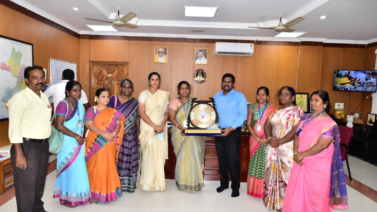 Panchayat and Corporation schools in Tiruchi bag best school awards