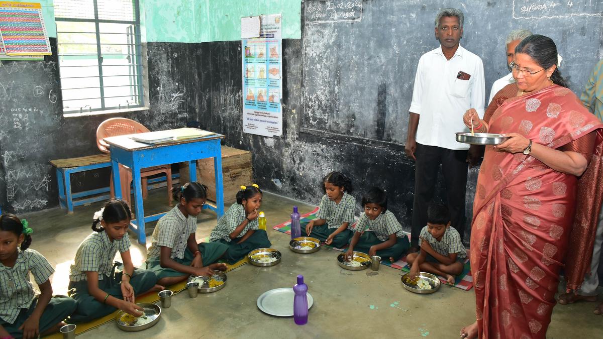 Pudukottai, Perambalur Collectors take up field inspection as part of ‘Ungalai Thedi Ungal Ooril’ scheme