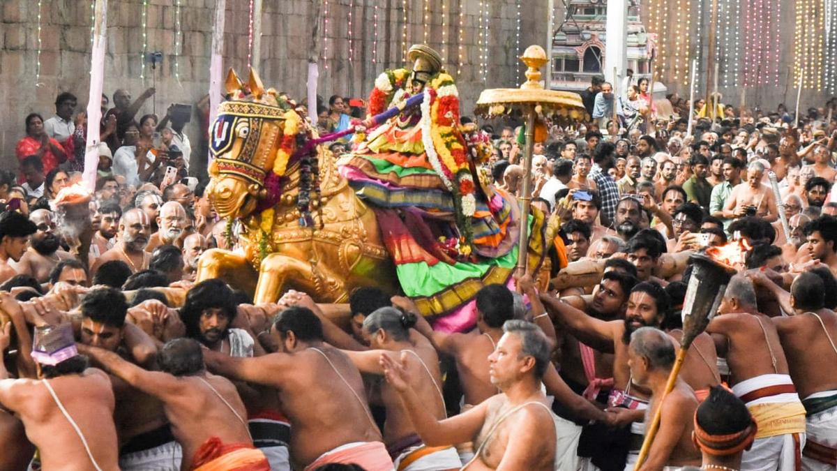 Vedupari ritual held at Srirangam temple