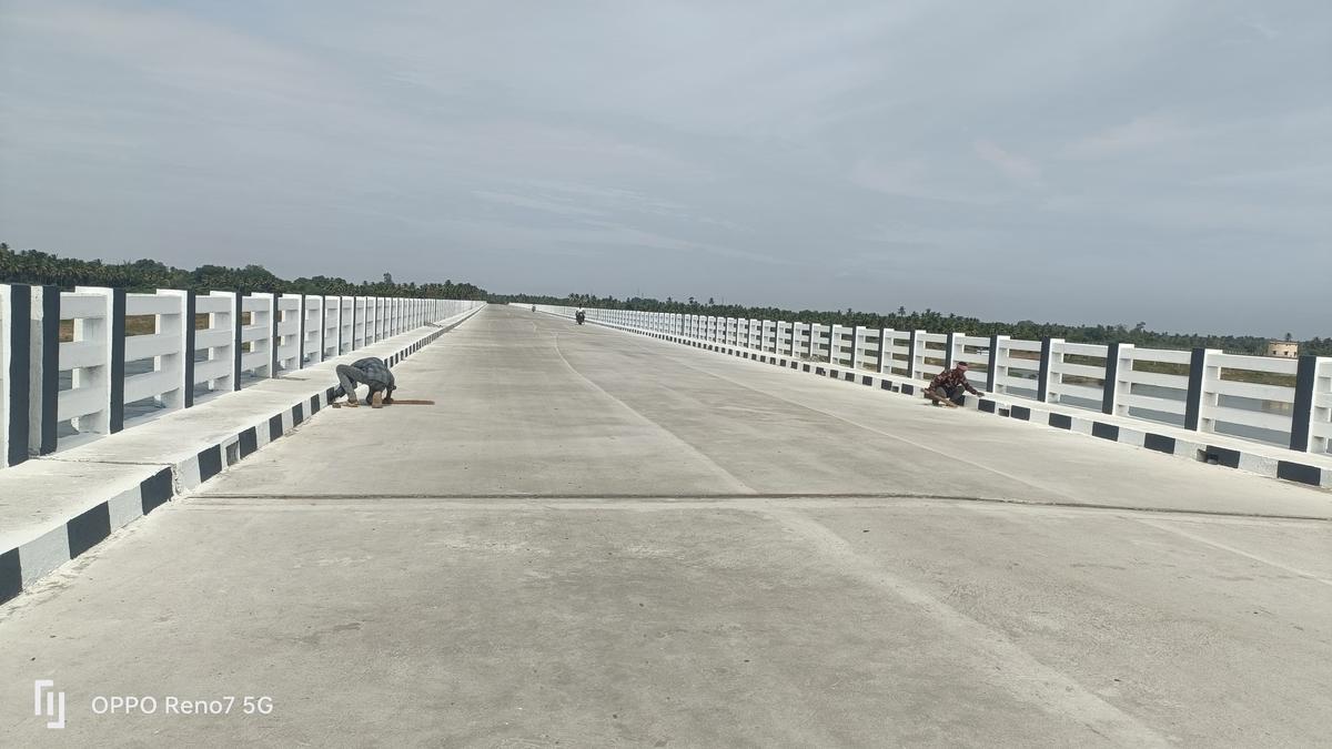 New Cauvery bridge between Nerur and Unniyur set to be opened soon