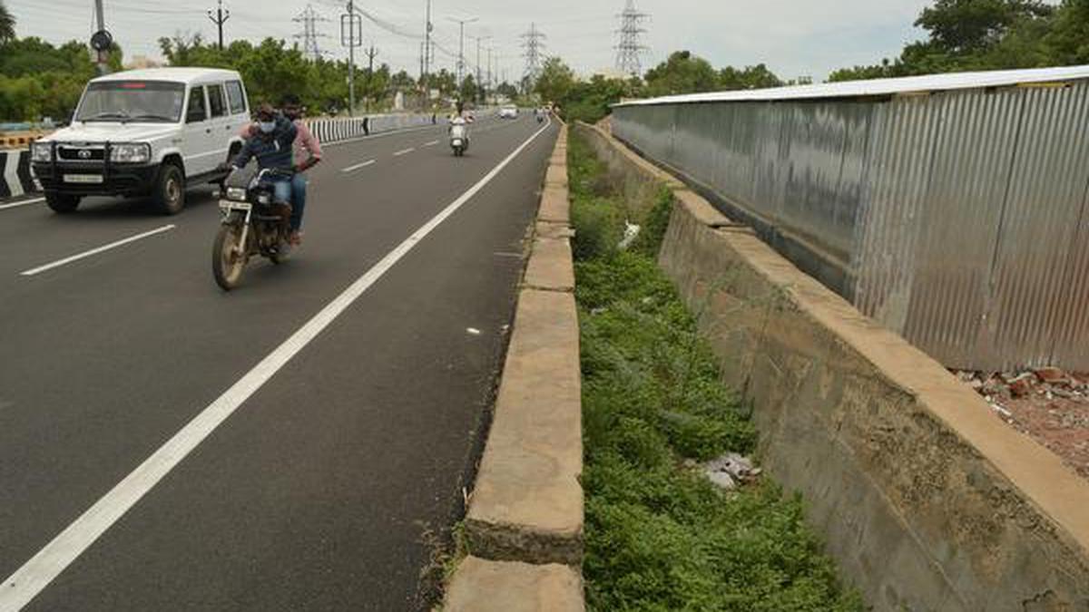 Tiruchi Corporation to build pedestrian pathway along Anna Nagar