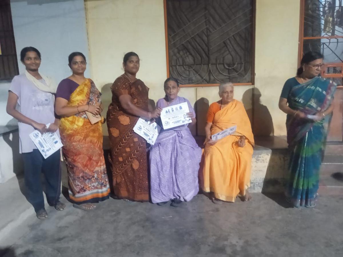 M.Akila (third from left), an Independent candidate in Tiruchi Lok Sabha constituency, canvassing support from residents in Thirunavanaikovil in Tiruchi.