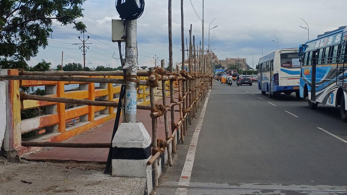 Tiruchi City Police make elaborate security arrangements for procession of Vinayaka idols on Friday
