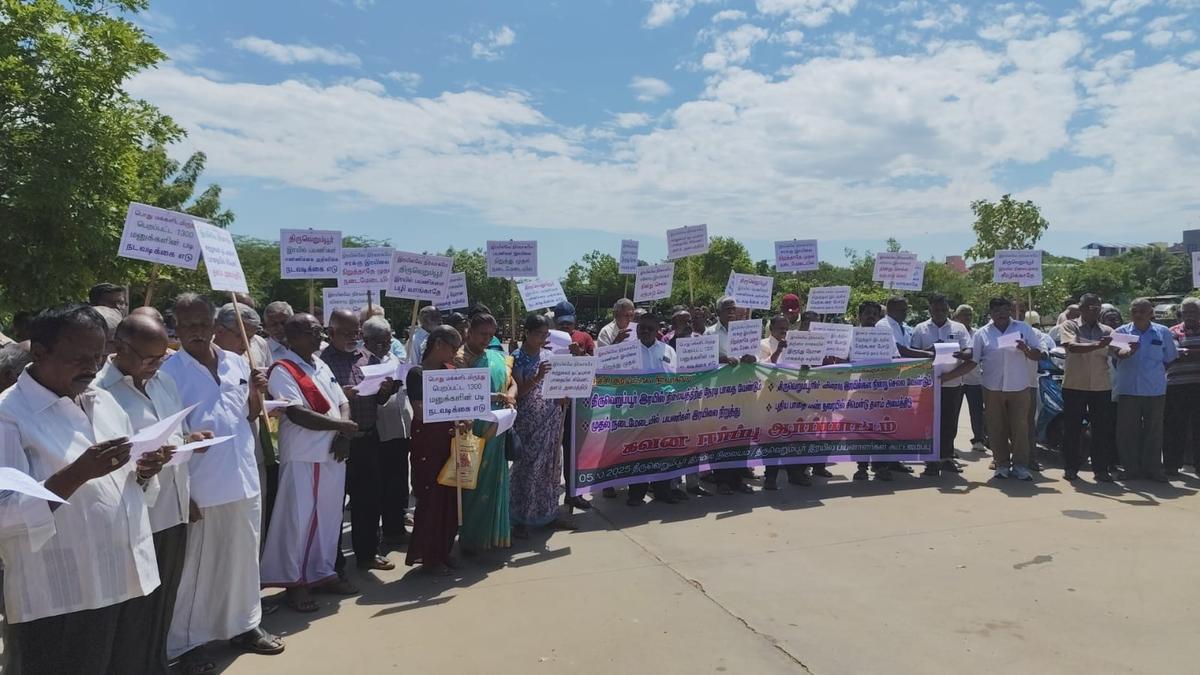 Rail users demand halt of all express trains at Tiruverumbur station