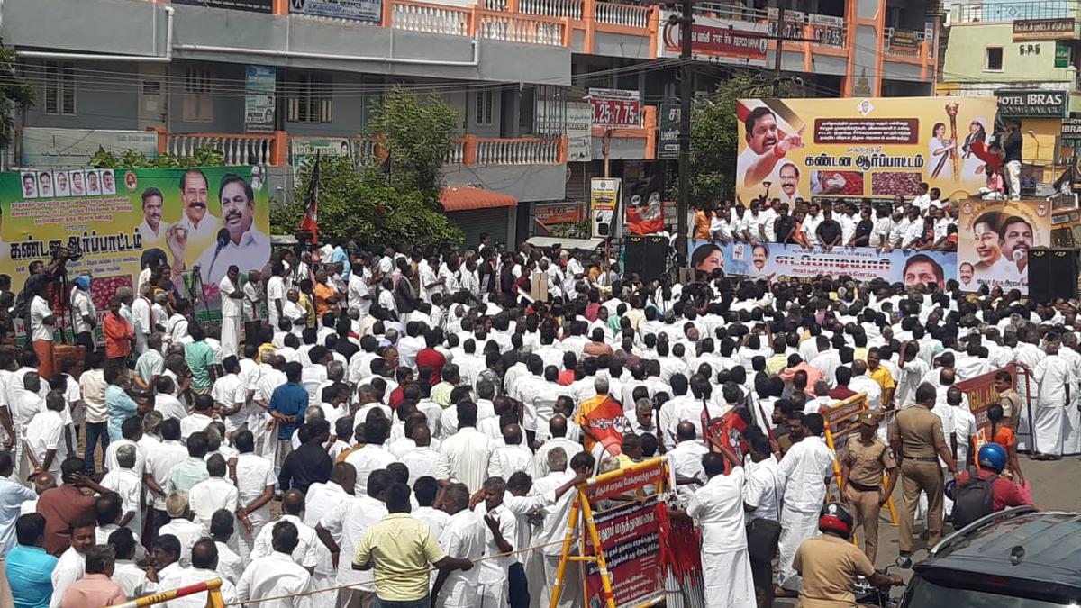 AIADMK holds demonstrations condemning price rise, corruption