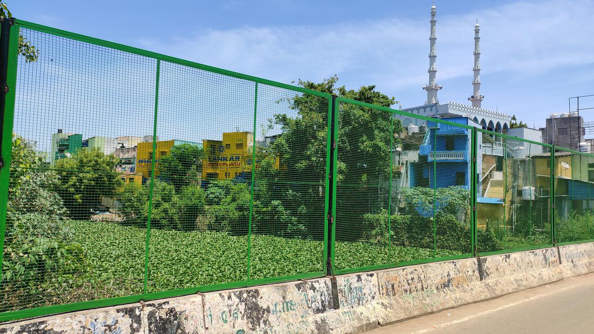 Portion of Uyyakondan canal fenced to prevent pollution