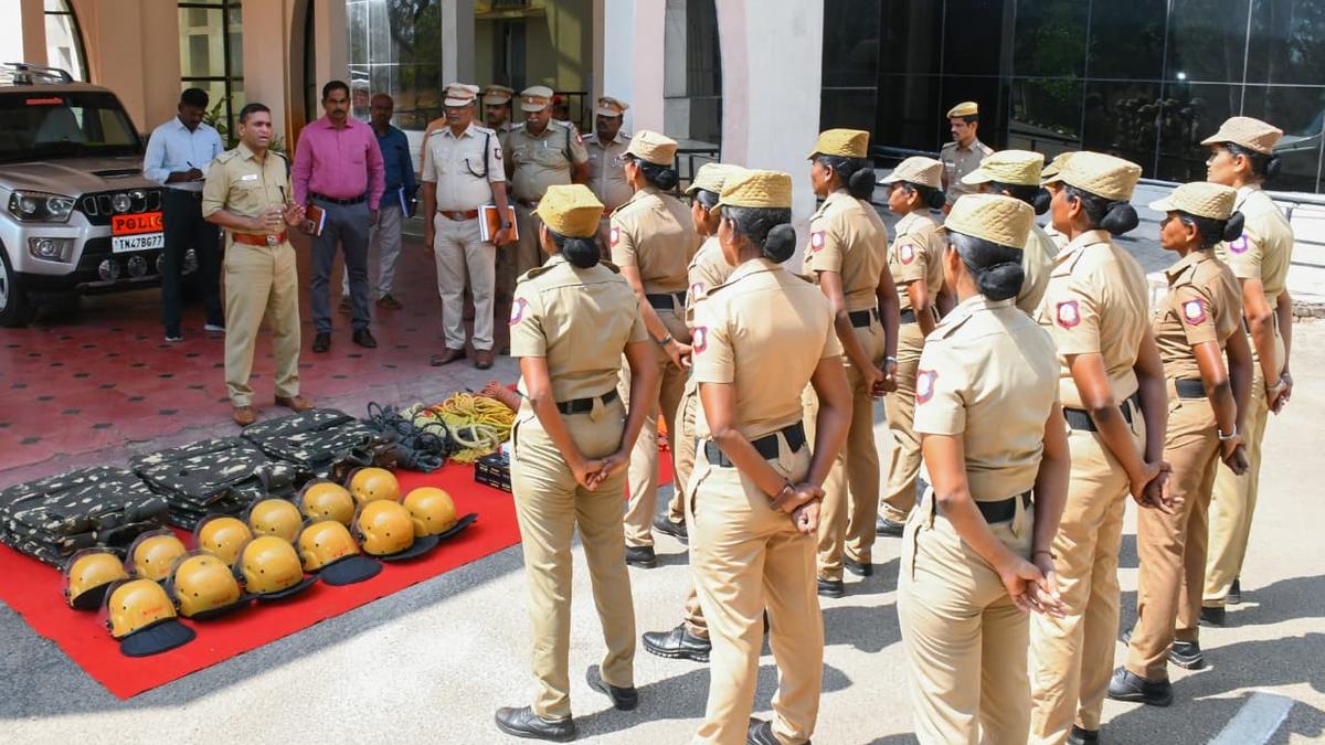 Karur SP forms an exclusive women striking force to enhance safety, bring down crime rate