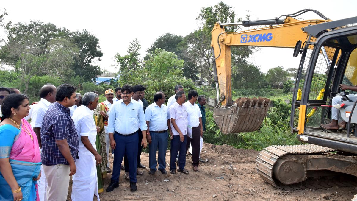 Work begins on widening of Nagapattinam-Gudalur Road in Tiruvarur