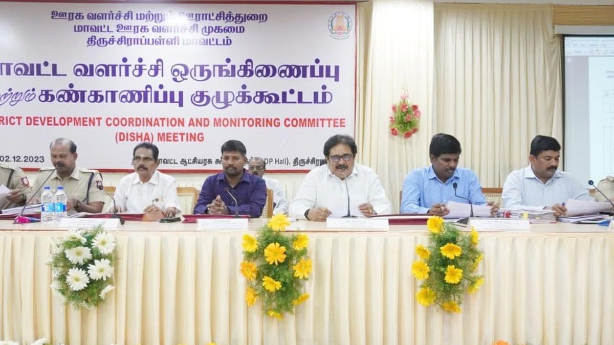 Create model village panchayats with assets built under MGNREGS, says Su. Thirunavukkarasar