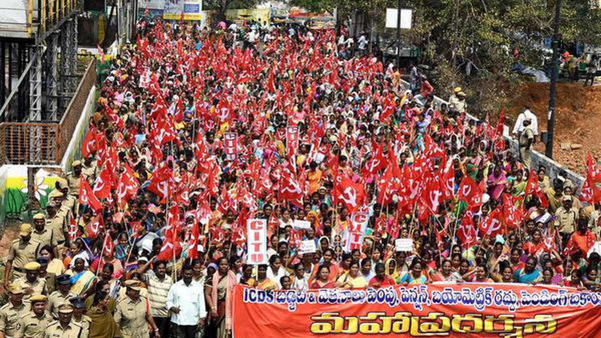 Anganwadi Workers Demand Salary Dues The Hindu 5987