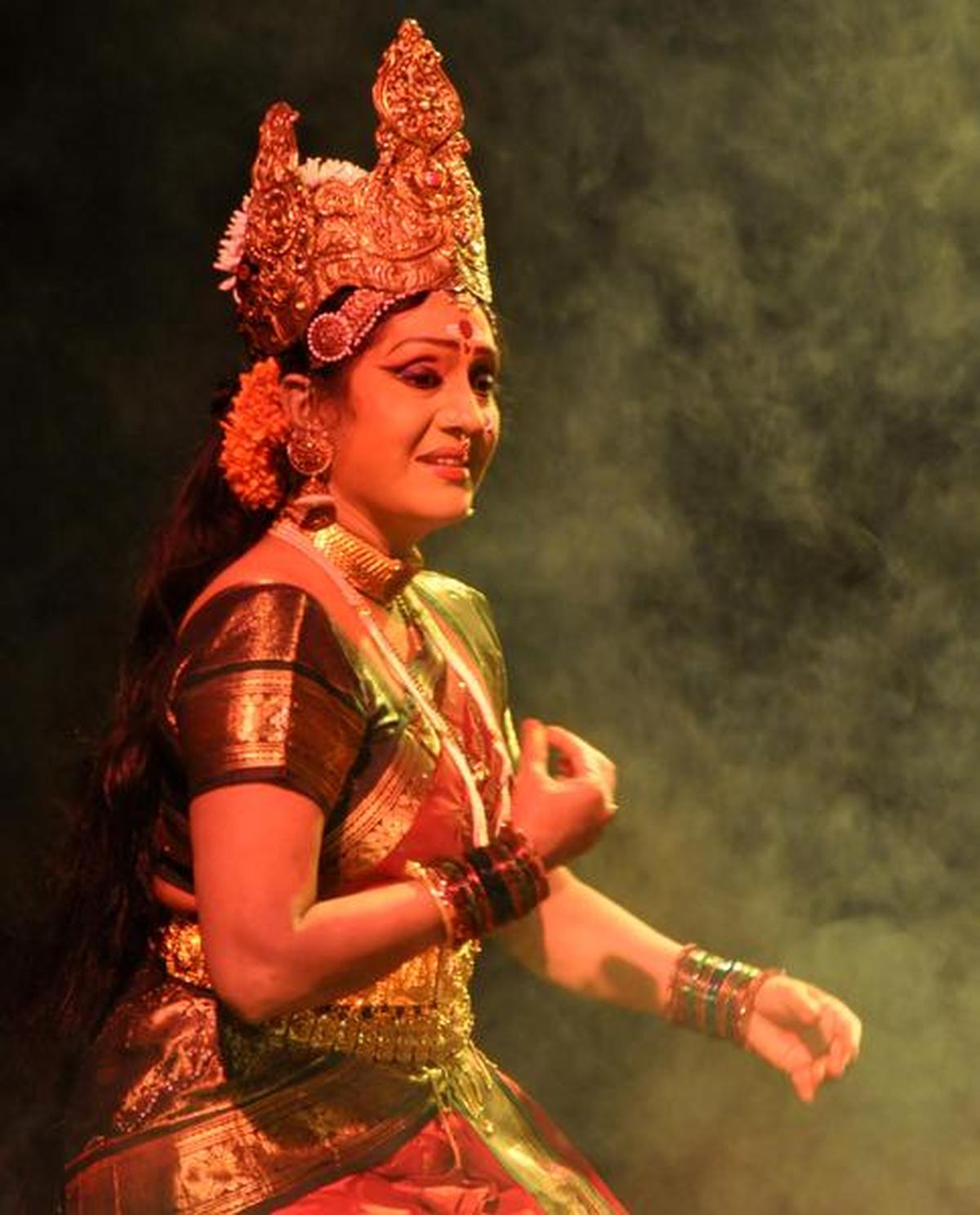 Kuchipudi Costume And Makeup Saubhaya Makeup