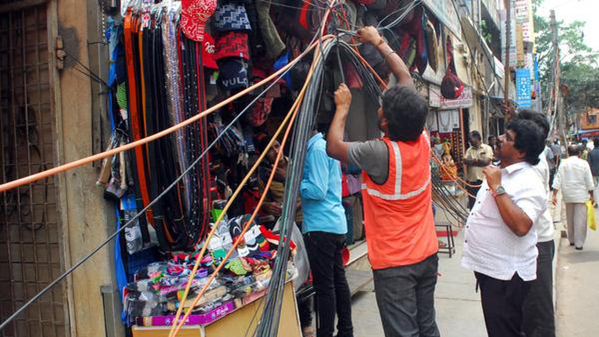 Injury to student forces Bescom to crack down on illegal cables on electric poles