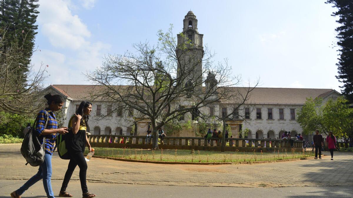 IISc-incubated startup Azooka develops India’s first indigenous bio-sample collection kit