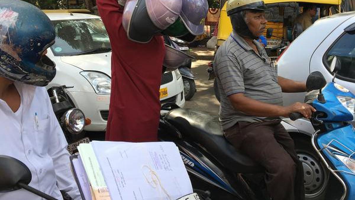 Twowheeler riders wearing nonISI helmets to be fined ₹500 The Hindu