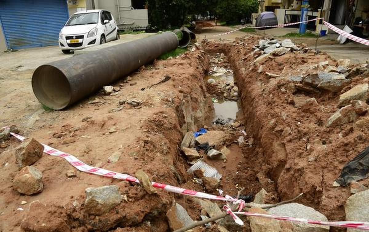 BWSSB to hand over 700 km of road to BBMP for restoration - The Hindu