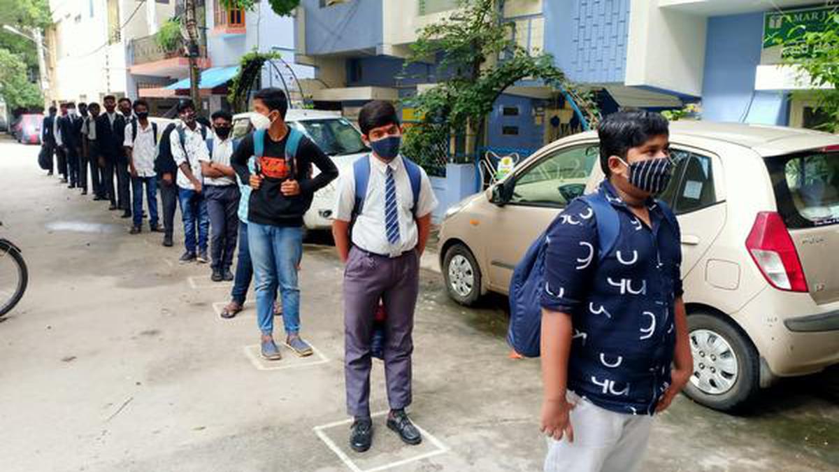 Karnataka schools draw fewer students