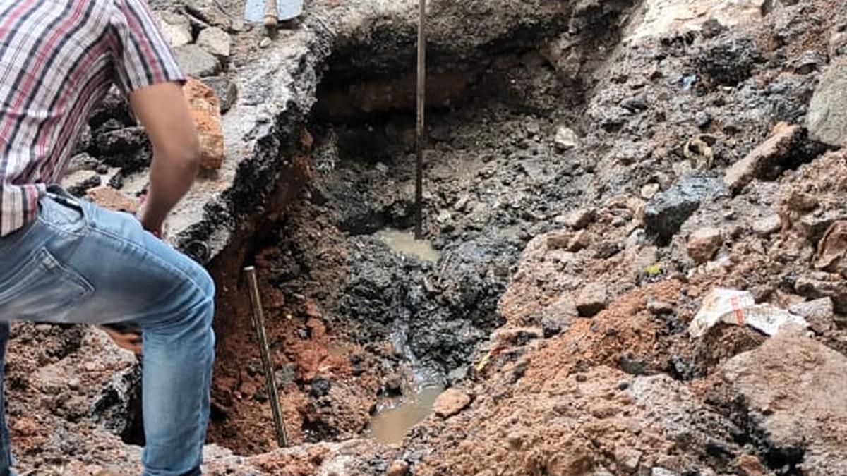 Another sinkhole on Bengaluru road, 3rd incident in January 2023
