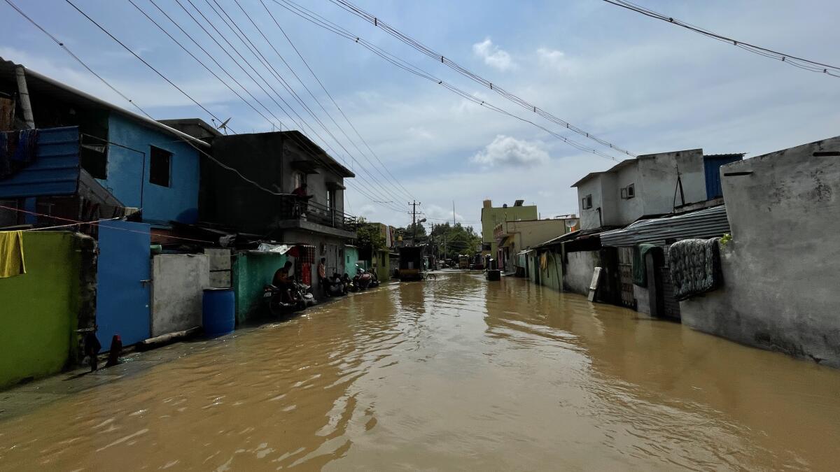 Photos | Heavy rain causes flood in Ramanagaram - The Hindu