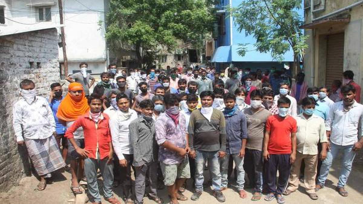 Coronavirus | Migrant labourers take to the streets across Chennai