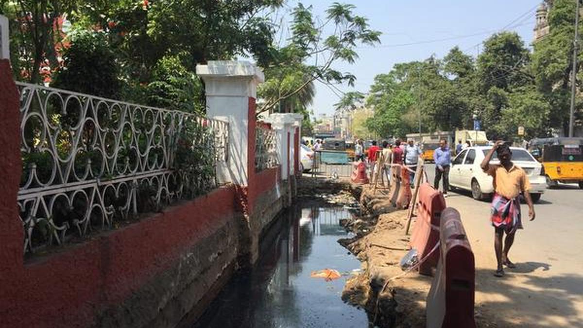 Reconstruction of sewage pit on Wall Tax Road moves at tardy pace The Hindu