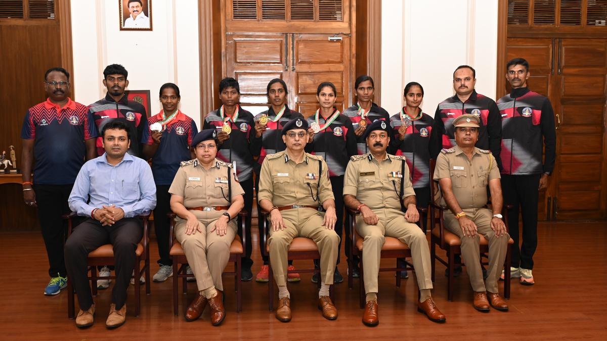 Medal winners in T.N. Police’s sports team given cash awards