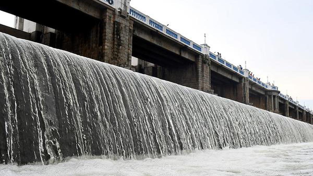 1,000 Cusecs Of Water Released From Poondi - The Hindu