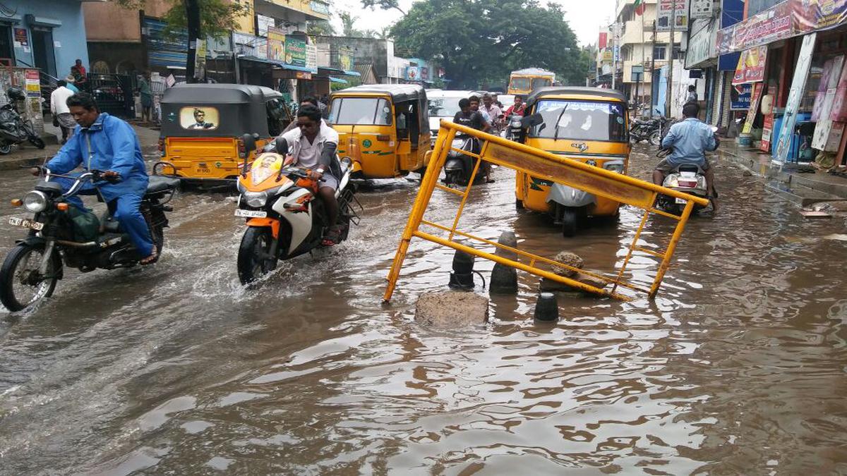 Chennai rains 2017: city survives heavy rainfall, braces for more - The ...