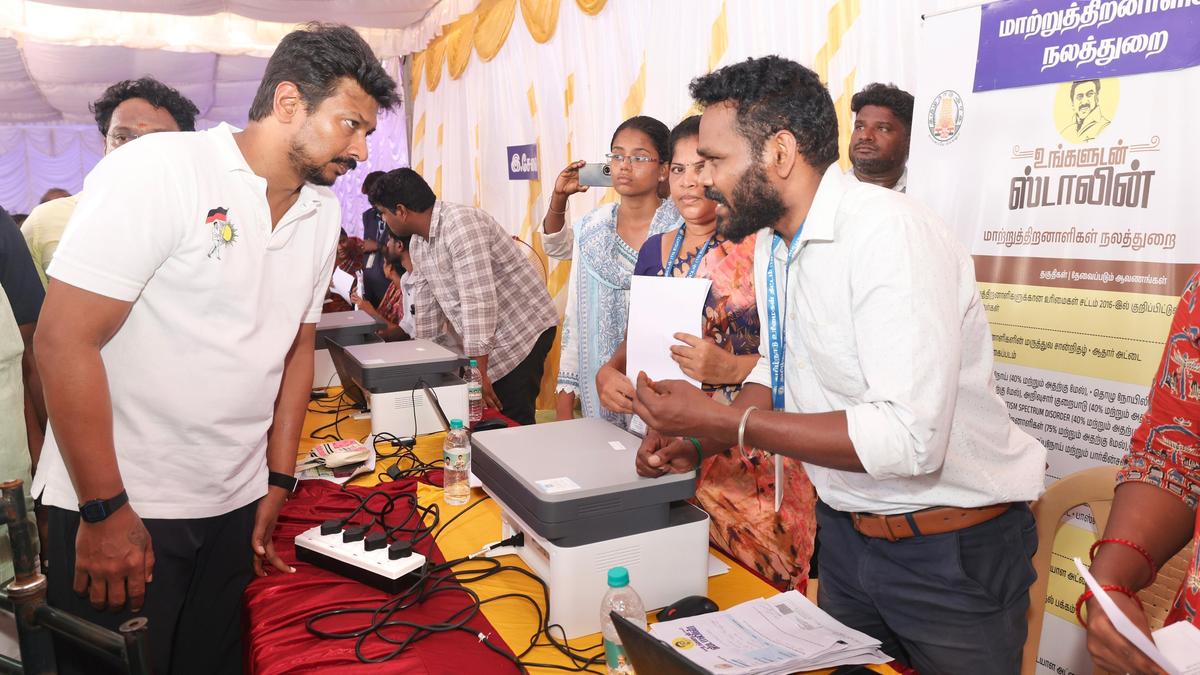 Deputy Chief Minister interacts with the public at Ungaludan Stalin camp in Sholinganallur
